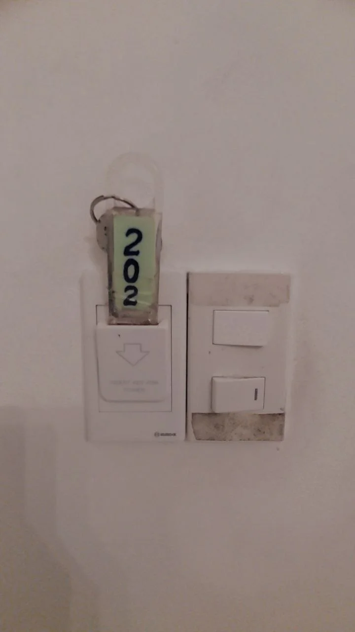 Ảnh checker DoiPhoKhongSo chụp khi gặp VY VY - EM GÁI DÂM NGOAN CHIỀU KHÁCH (ảnh 2/4)