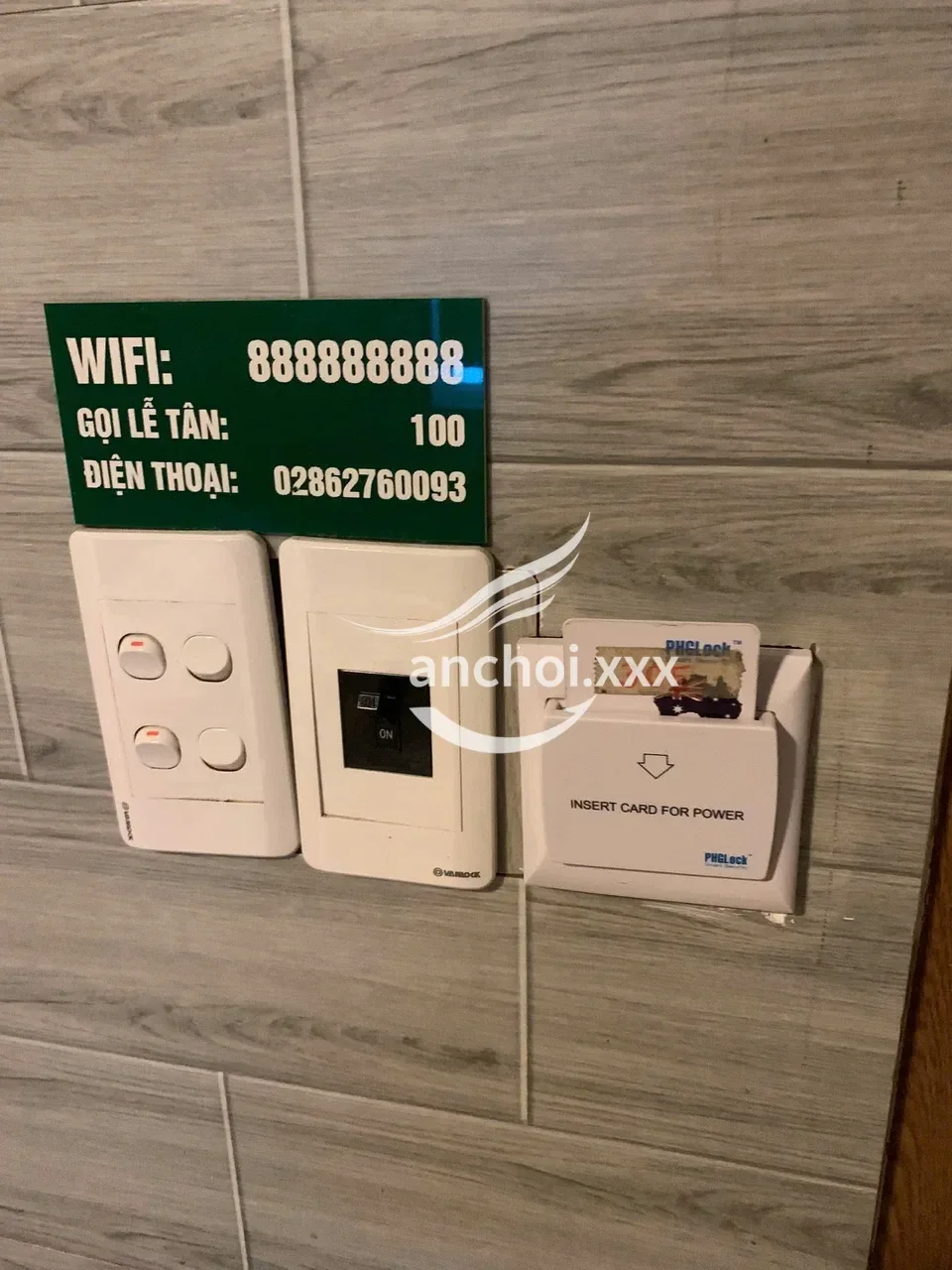 Ảnh checker BINH GOLD  chụp khi gặp THU VÂN - NỮ THẦN FACE CỰC XINH MÔNG BÍM CĂNG MỌNG (ảnh 1/4)