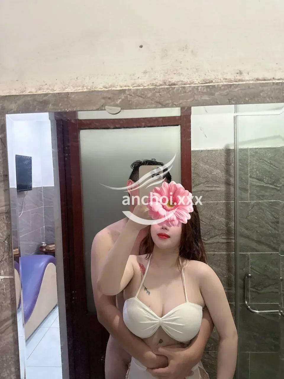 Ảnh checker huyduong chụp khi gặp THẢO JENNY EM GÁI XINH XẮN NÕN NÀ CHIỀU KHÁCH (ảnh 2/2)