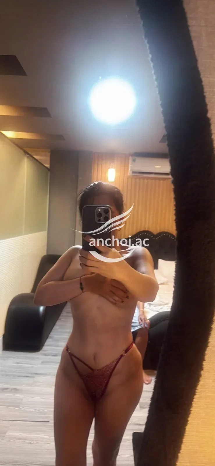 Ảnh checker Remix chụp khi gặp Vú Bự ⭐Thùy Anh Kỹ Năng Đĩnh Phục Vụ Nhiệt Tình Chu Đáo (ảnh 2/4)