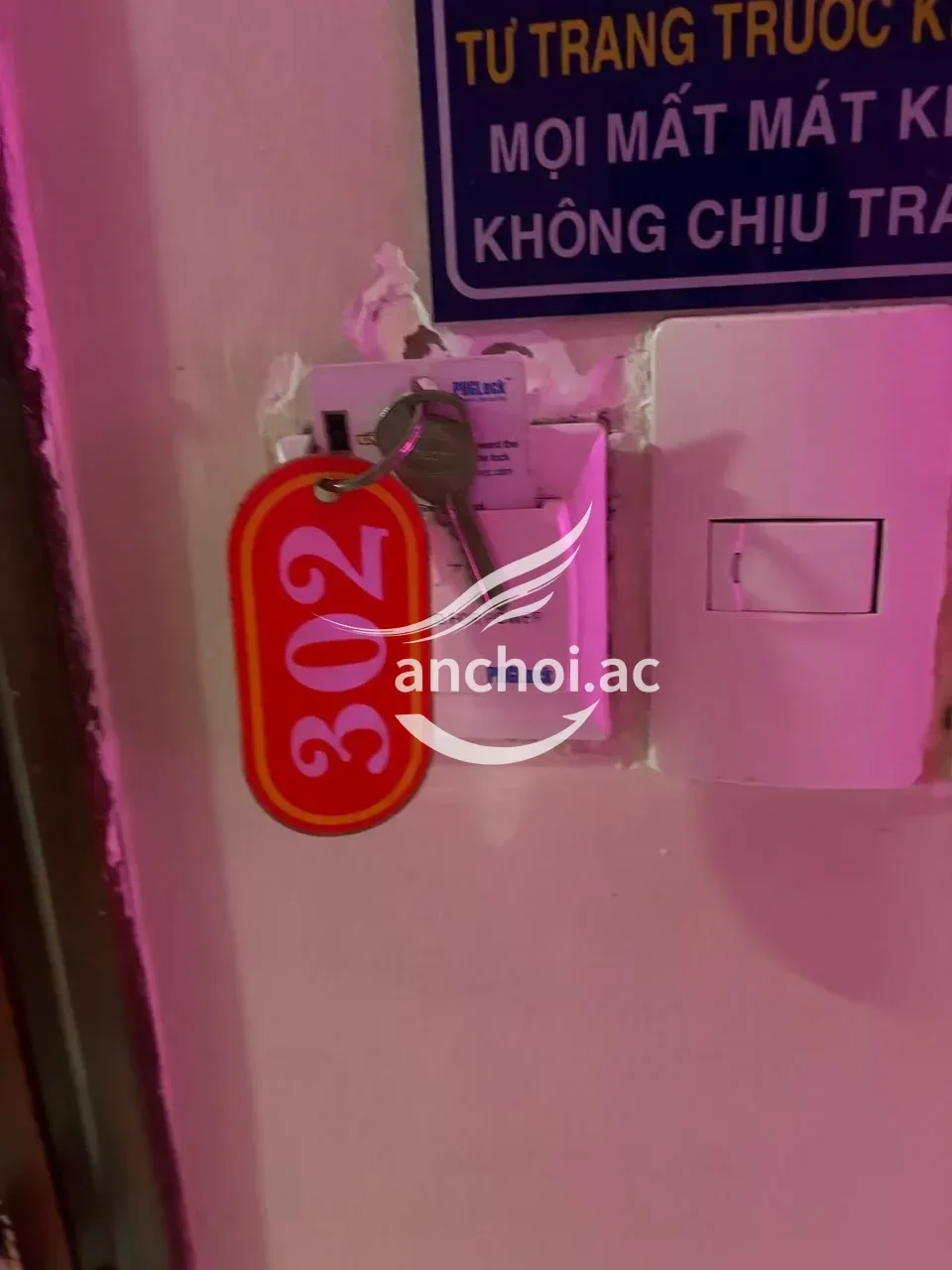Ảnh checker tudue chụp khi gặp LINH VY CHUẨN GÁI NGON HÀNG ĐẸP HIẾM CÓ (ảnh 3/5)