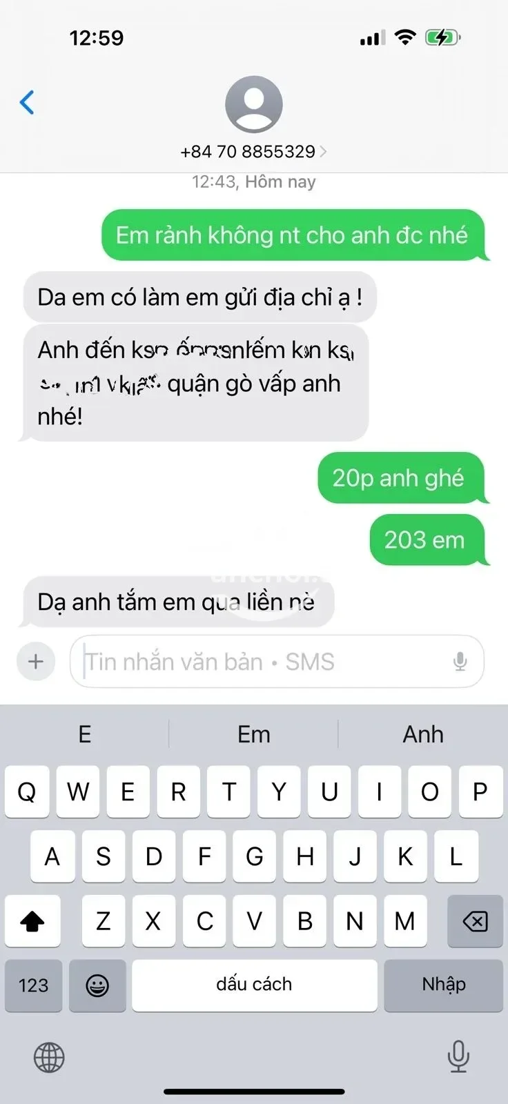 Ảnh checker Vũ Phong chụp khi gặp LÊ NHUNG - Nâng niu nhẹ nhàng, ngọt ngào, tình cảm ngực thật 💯 (ảnh 4/4)