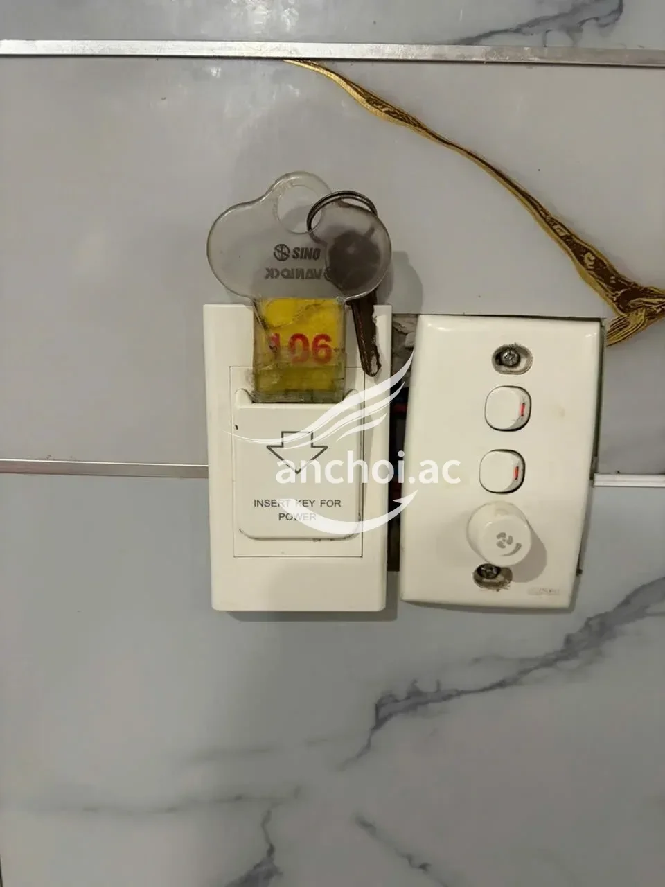 Ảnh checker Mộng tinh chụp khi gặp BĂNG BĂNG GÁI DÂM  CHIỀU KHÁCH TỚI BẾN  (ảnh 2/3)