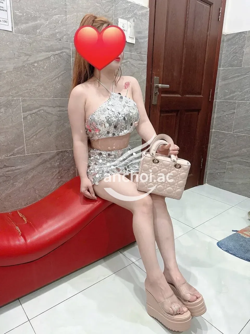 Ảnh checker ducohoa869 chụp khi gặp THẢO JENNY EM GÁI XINH XẮN NÕN NÀ CHIỀU KHÁCH (ảnh 2/4)