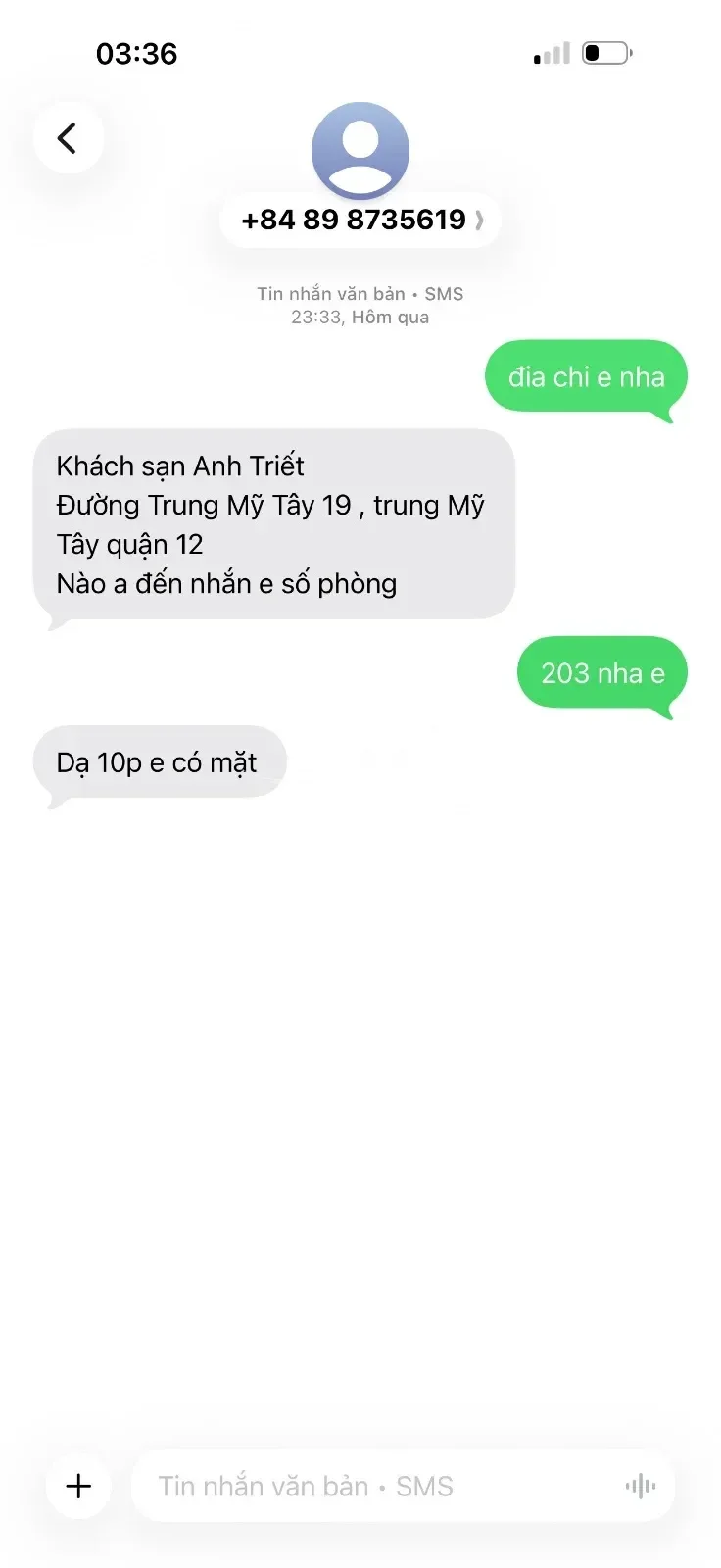 Ảnh checker luutrung chụp khi gặp Thanh Vân- em hàng tươi xanh , đáng yêu hấp dẫn!!! (ảnh 1/4)