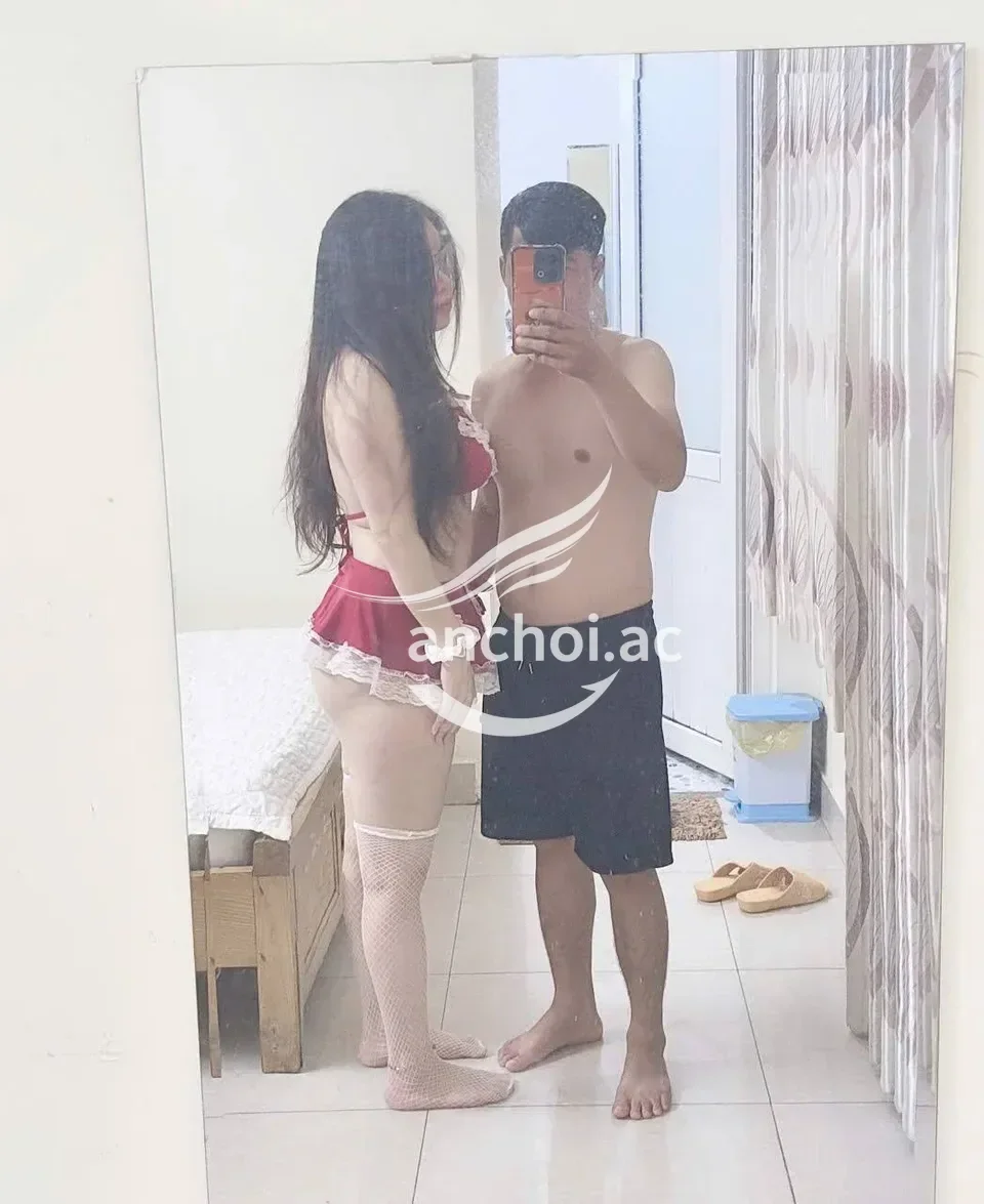 Ảnh checker thiencuuchu chụp khi gặp Kỳ Duyên sex max phê đẳng cấp gái ngon (ảnh 1/4)
