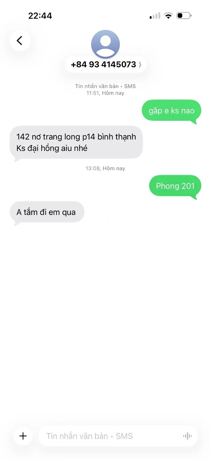 Ảnh checker Ho Chinh chụp khi gặp LINH VY CHUẨN GÁI NGON HÀNG ĐẸP HIẾM CÓ (ảnh 2/4)