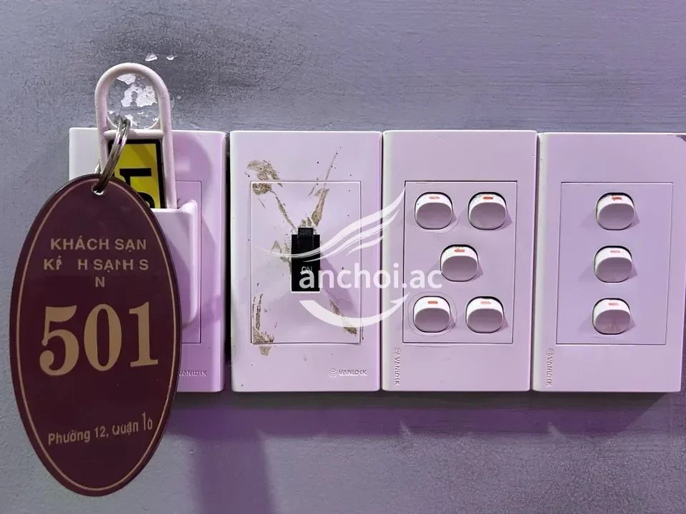 Ảnh checker Bungalo chụp khi gặp TRÚC HÀ - SELLER TÀI CHÍNH (ảnh 4/5)