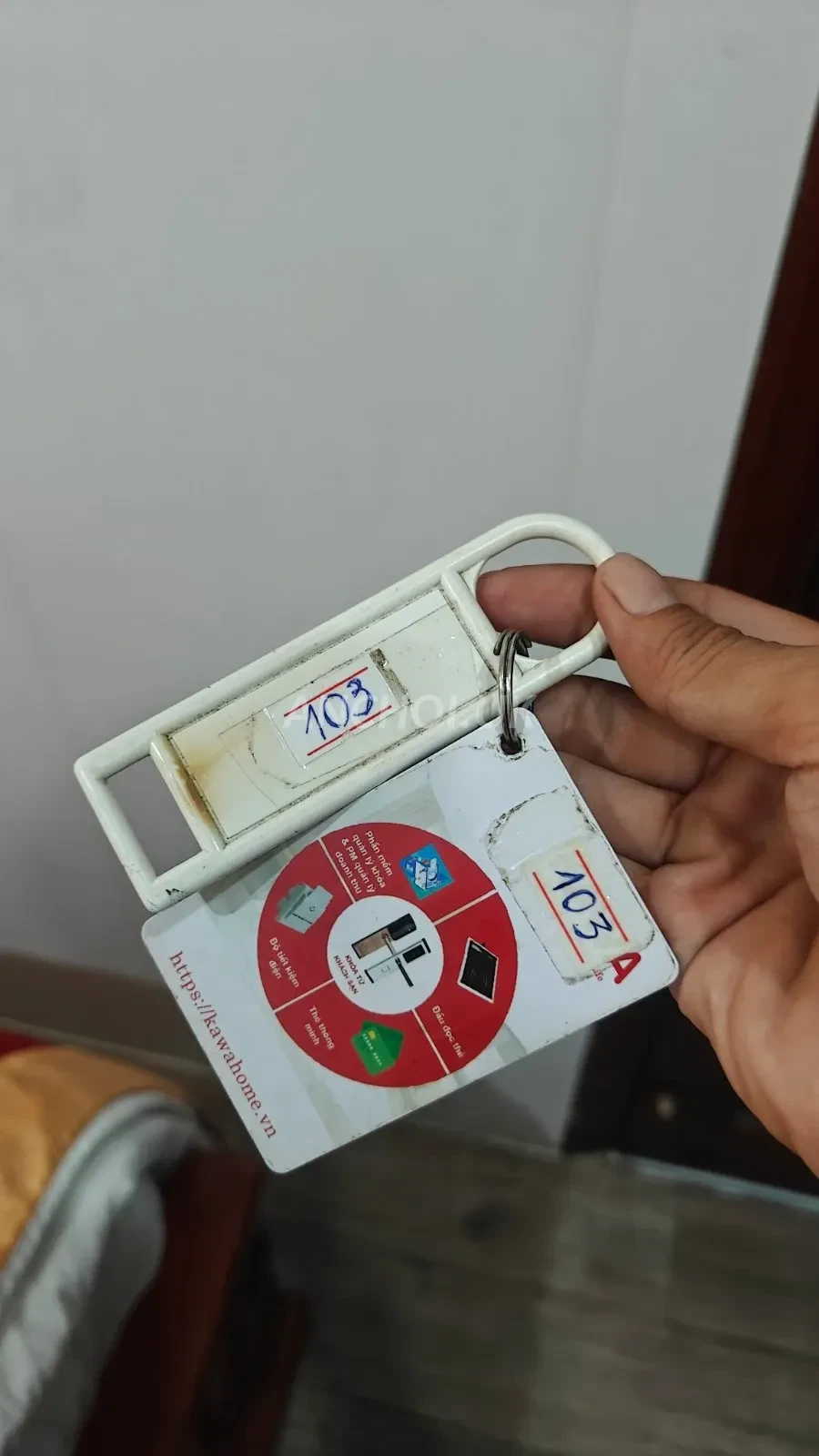 Ảnh checker Minhvu chụp khi gặp ELY CÔ BÉ MINHON DÂM ĐÃNG XINH XẮN NÓI CHUYỆN VUI VẺ (ảnh 2/3)