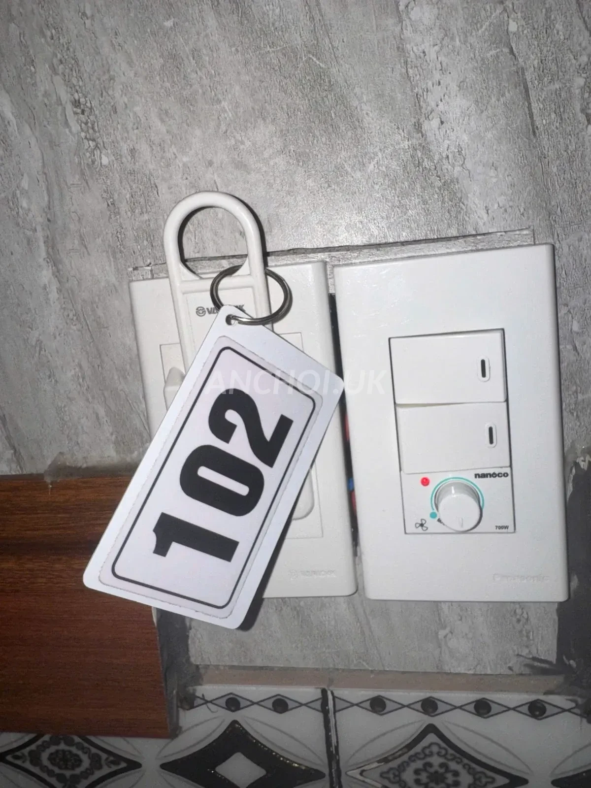 Ảnh checker Low G chụp khi gặp BÉ UYÊN CUTE XINH XẮN NGOAN HIỀN TÌNH CẢM (ảnh 1/4)