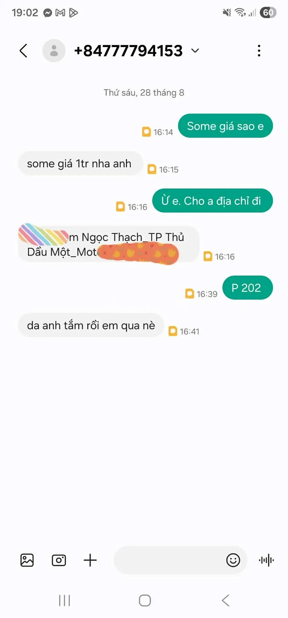 Ảnh checker Chu Văn An chụp khi gặp Bé kẹo nhận some hai nữ một nam  (ảnh 4/4)