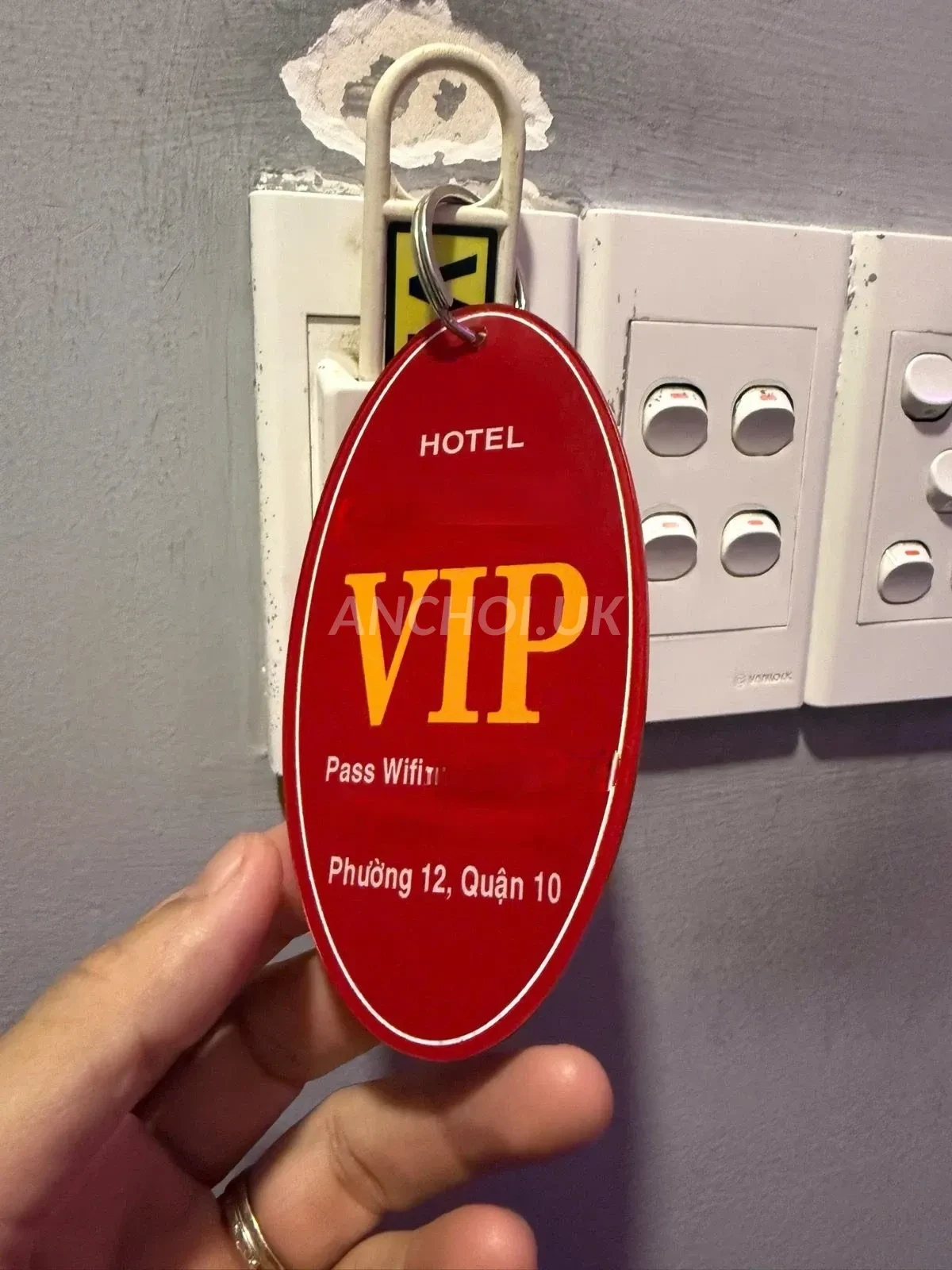 Ảnh checker Địt Cực Mạnh chụp khi gặp VÂN ANH - DA TRẮNG - DÁNG XINH - CHIỀU KHÁCH HẾT MÌNH (ảnh 4/4)
