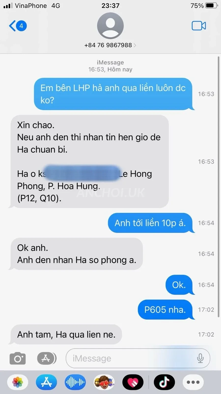Ảnh checker Bá Đa Lộc chụp khi gặp TRÚC HÀ - SELLER TÀI CHÍNH (ảnh 5/5)