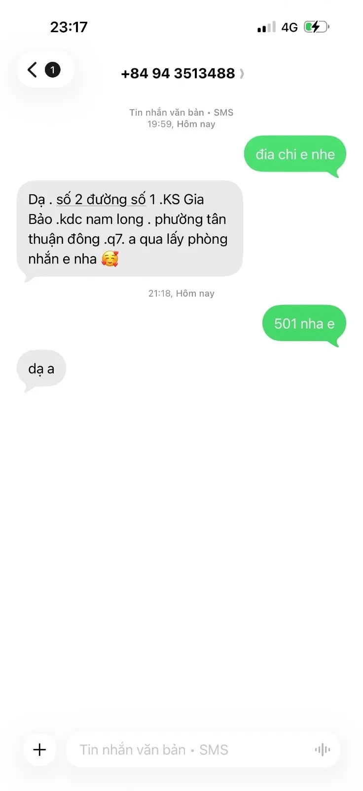 Ảnh checker Hoàng Minh chụp khi gặp QUỲNH ANH EM NHÂN VIÊN SPA MÌNH DÂY XINH XẮN GỢI DỤC LẦN ĐẦU ĐI LÀM (ảnh 1/3)