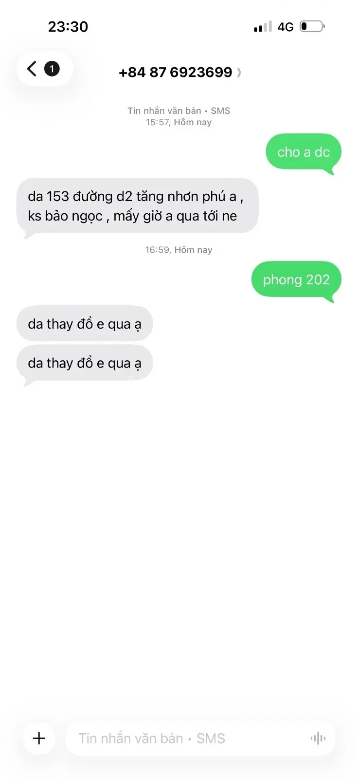 Ảnh checker Quốc Bảo chụp khi gặp THẢO JENNY EM GÁI XINH XẮN NÕN NÀ CHIỀU KHÁCH (ảnh 1/4)