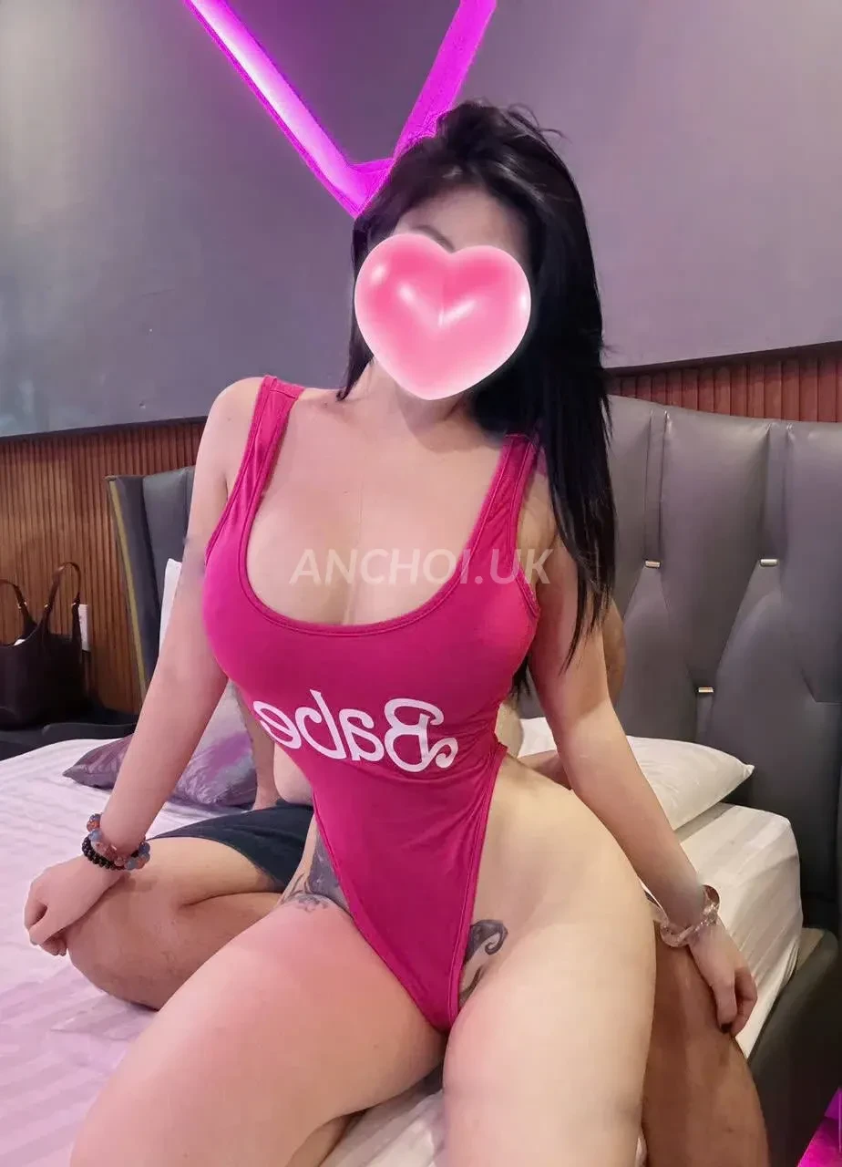 Ảnh checker Anh Duong chụp khi gặp  HÀ LINH - - XINH SANG GỢI TÌNH - VÚ TO BODY ĐẸP - KỸ NĂNG LÀM TÌNH CUỐN HÚT (ảnh 3/5)